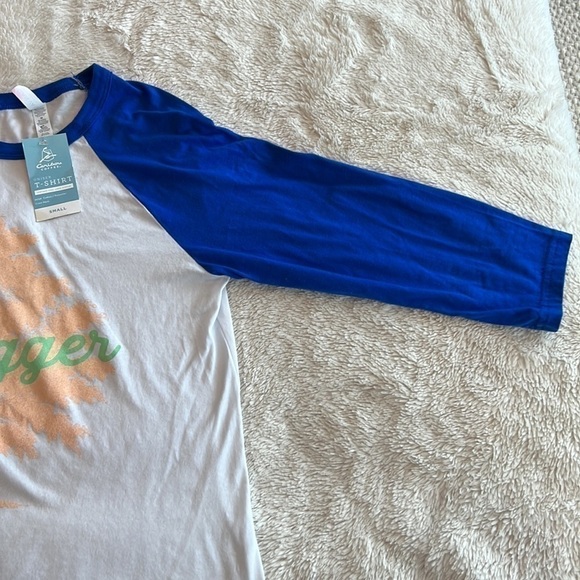 Caribou Coffee “tree” hugger baseball tee size small - Picture 3 of 9